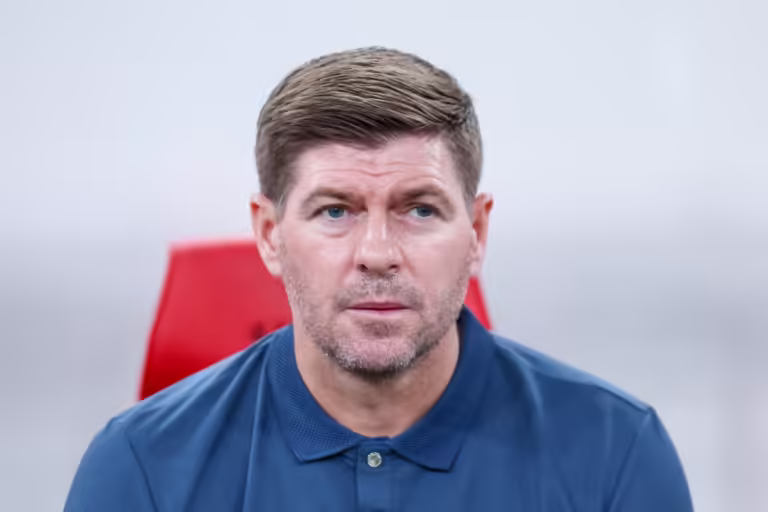 Steven Gerrard Légende de Liverpool et icône du football anglais