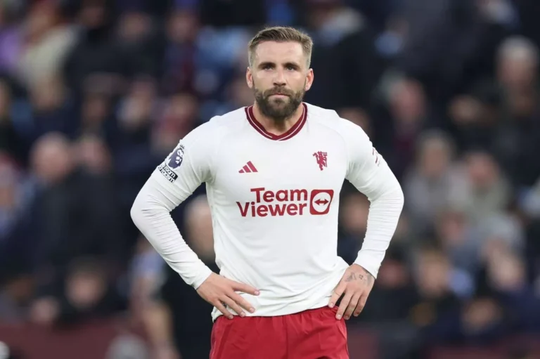 Luke Shaw parcours complet carrière style de jeu et héritage dans le football moderne